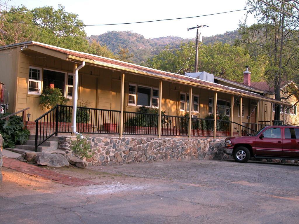 Sequoia Motel 쓰리리버스 외부 사진